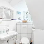 Cozy Home In Niebuell Ot Klixbuell With Wifi
