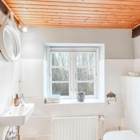 Lovely In Niebuell Ot Klixbull